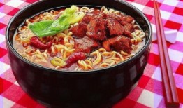 阿姨爆料速食面条视频,阿姨爆料视频曝光惊人内幕